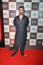 Angad Bedi at Baba Siddique Iftar Party in Mumbai on 24th June 2017